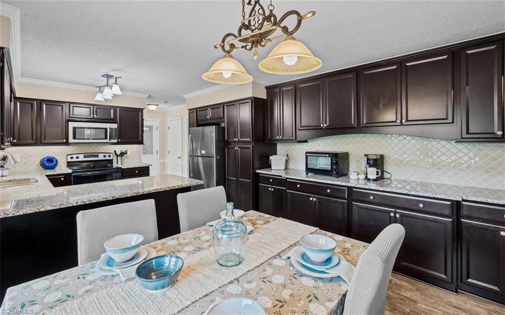 300 Doub Road Property Photo 13