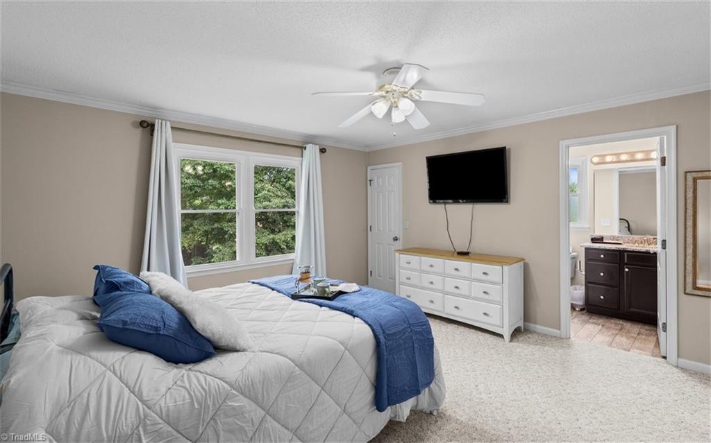 300 Doub Road Property Photo 16