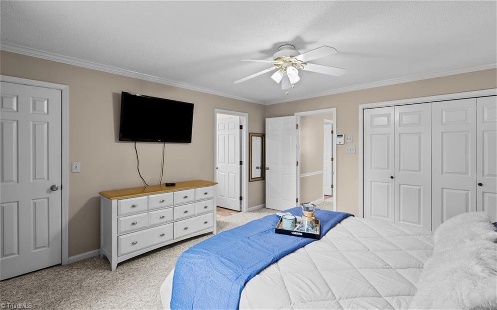 300 Doub Road Property Photo 17