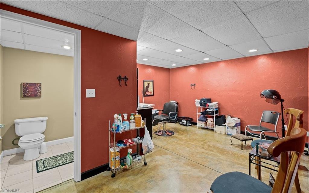 300 Doub Road Property Photo 28