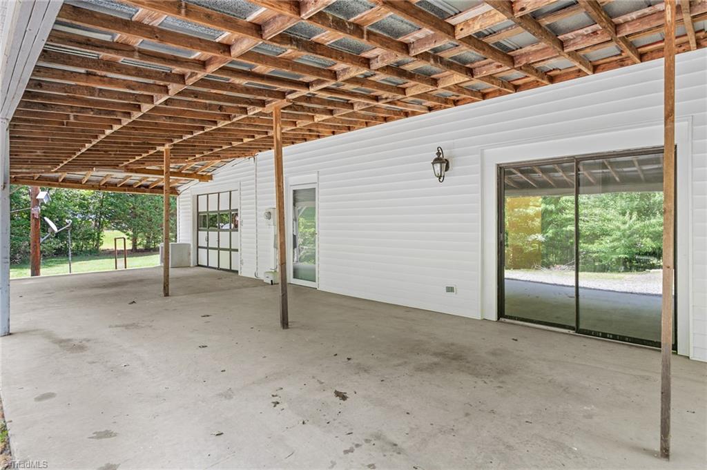 8001 Nc Highway 87 Property Photo 25