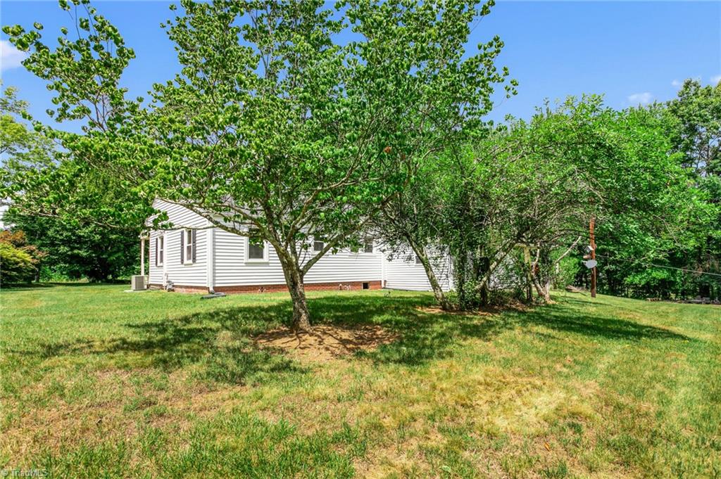 8001 Nc Highway 87 Property Photo 29