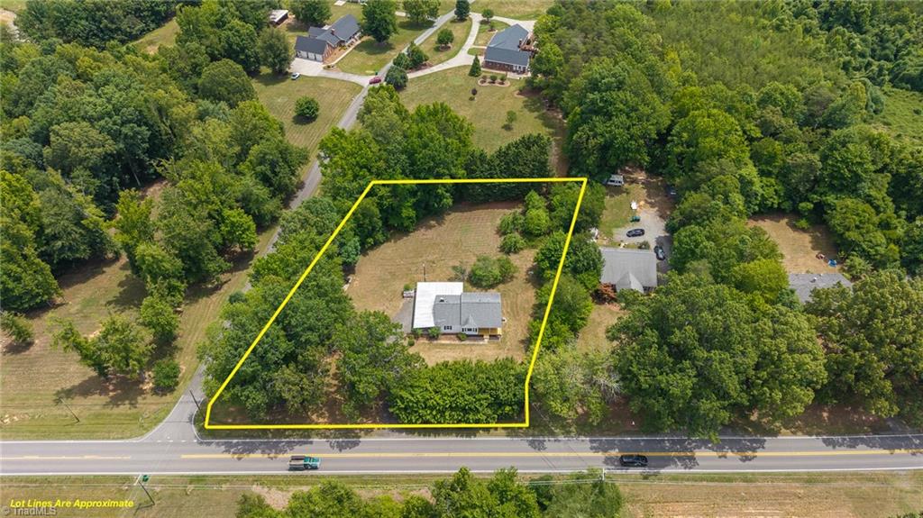 8001 Nc Highway 87 Property Photo 31