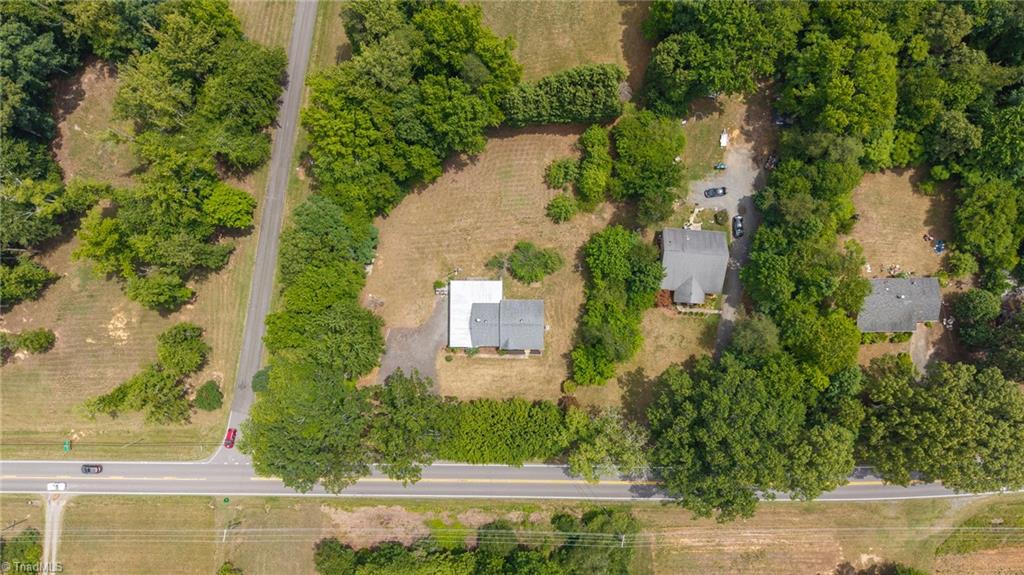 8001 Nc Highway 87 Property Photo 35