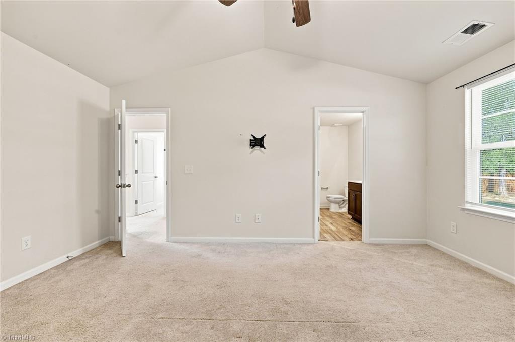 1950 Skycrest Drive Property Photo 15
