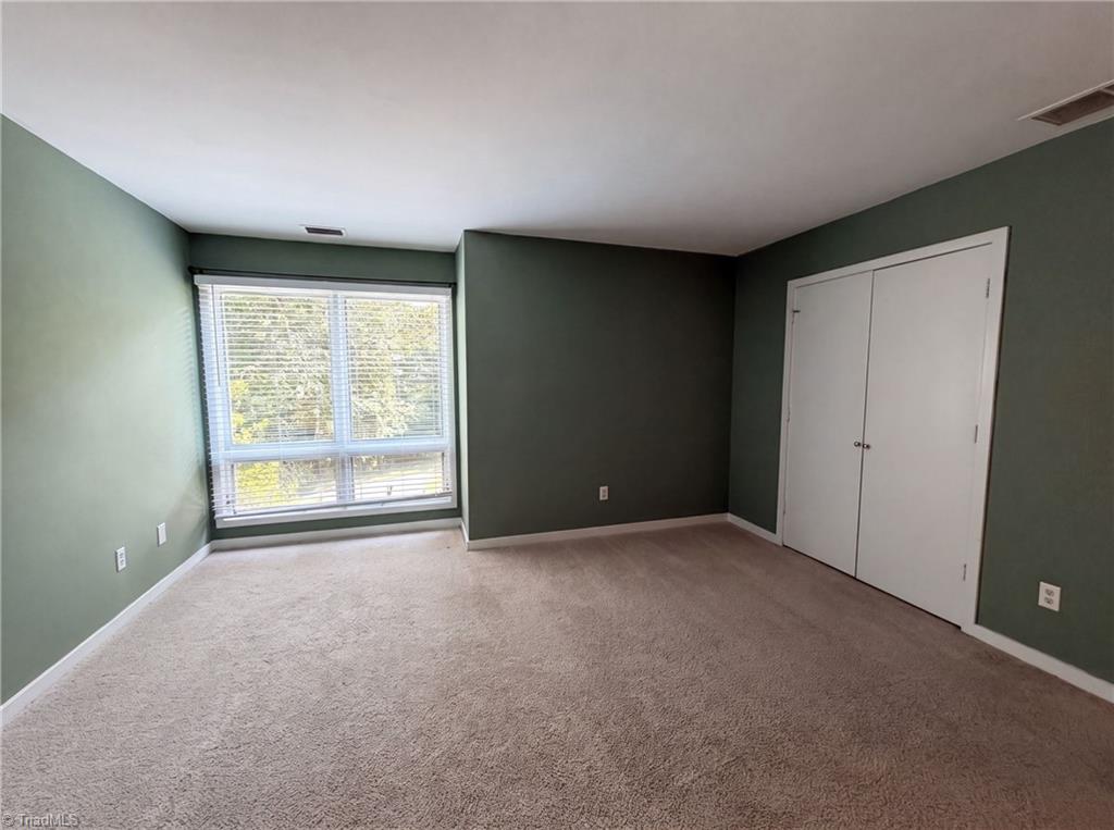 101 Maple Hill Court Property Photo 4