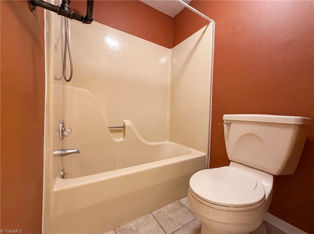 101 Maple Hill Court Property Photo 11