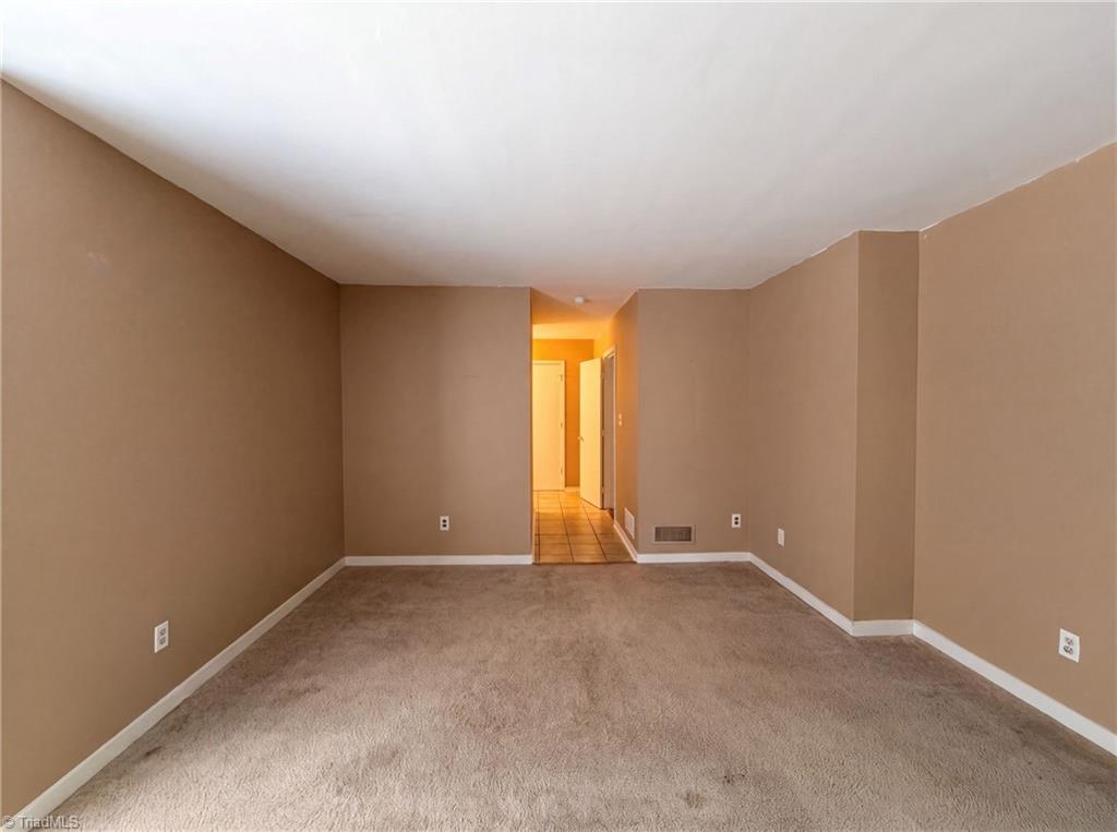 101 Maple Hill Court Property Photo 17