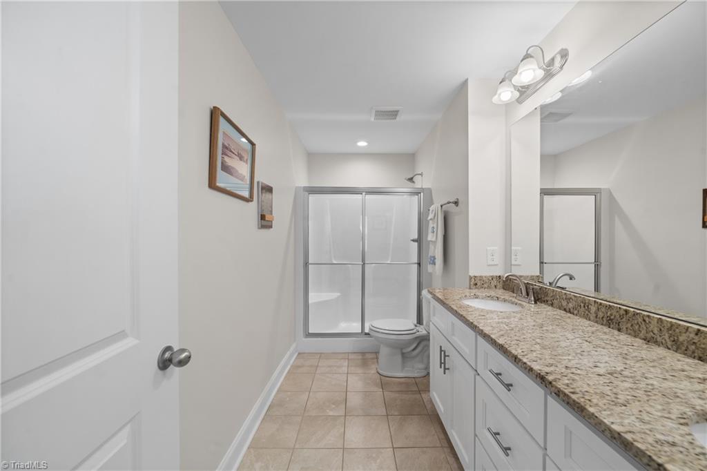 204 Oak Ridge Drive Property Photo 22