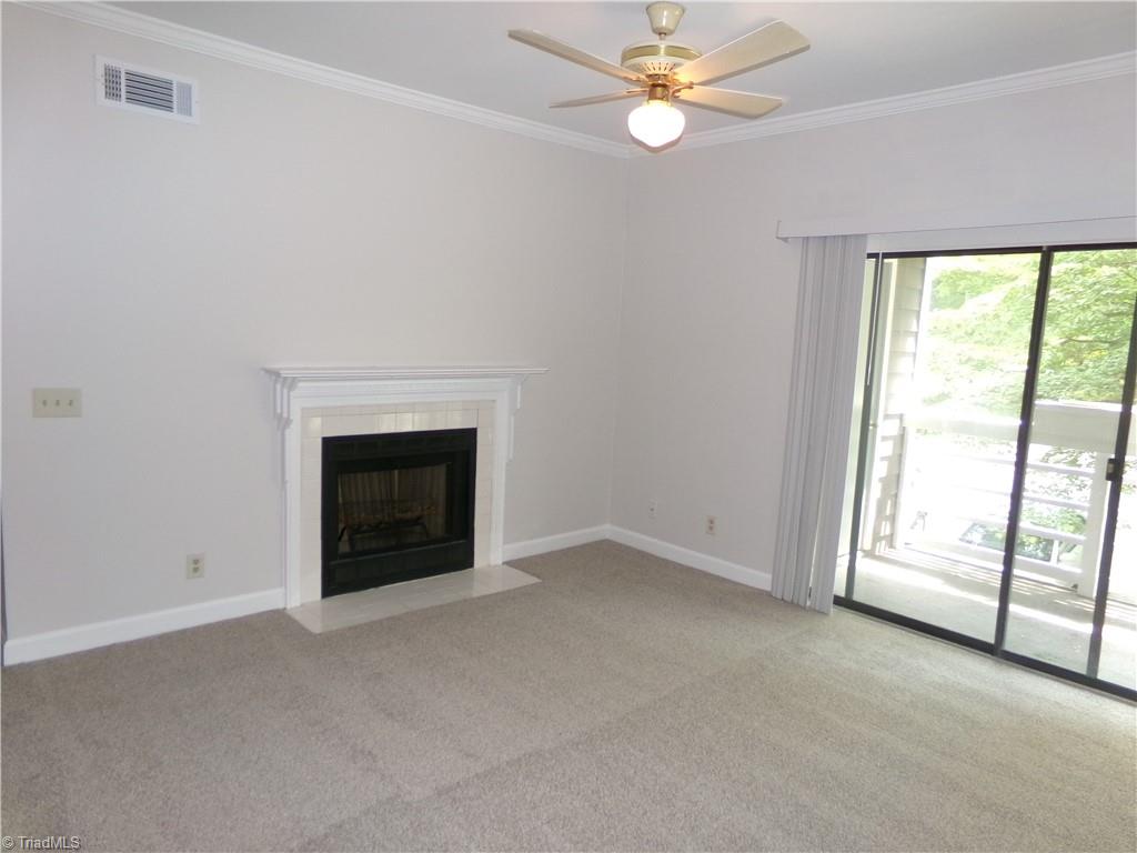 352 Meadows Circle Property Photo 6