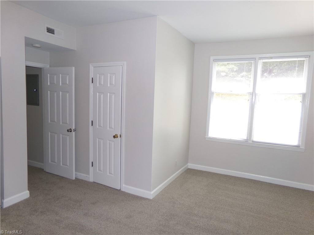 352 Meadows Circle Property Photo 13