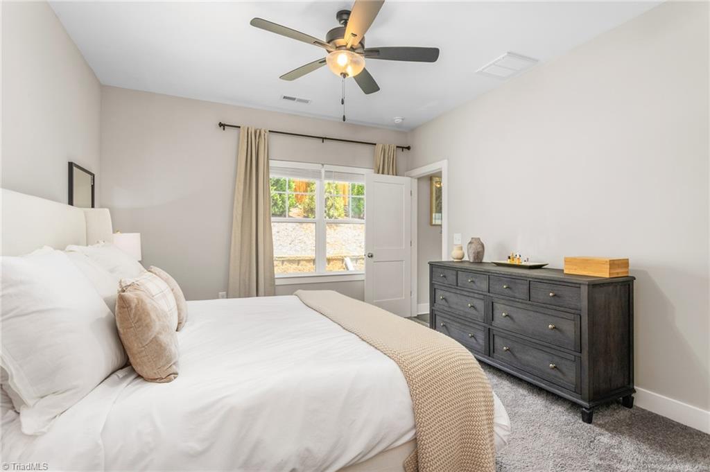 935 Cannon Crossing Circle Property Photo 13