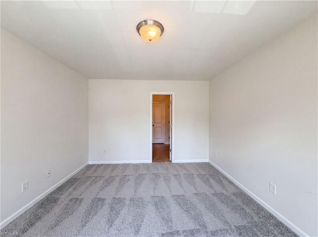 4655 Chapel Ridge Drive Property Photo 4