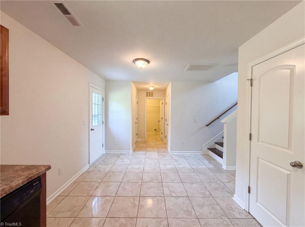 4655 Chapel Ridge Drive Property Photo 9