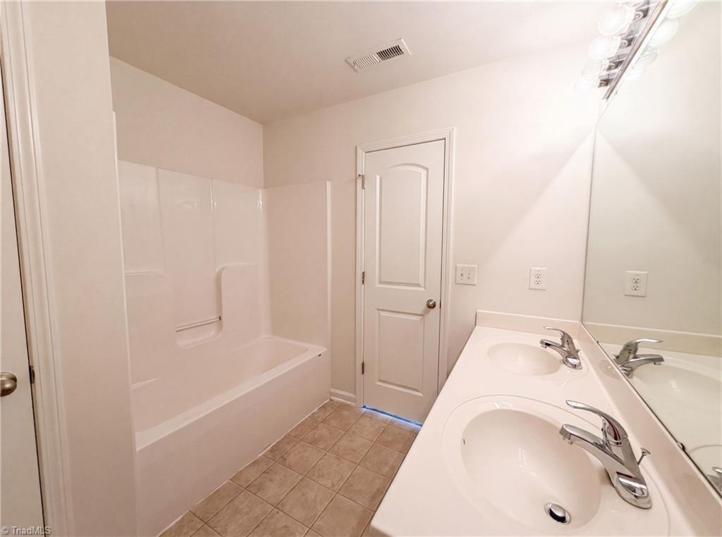 4655 Chapel Ridge Drive Property Photo 13