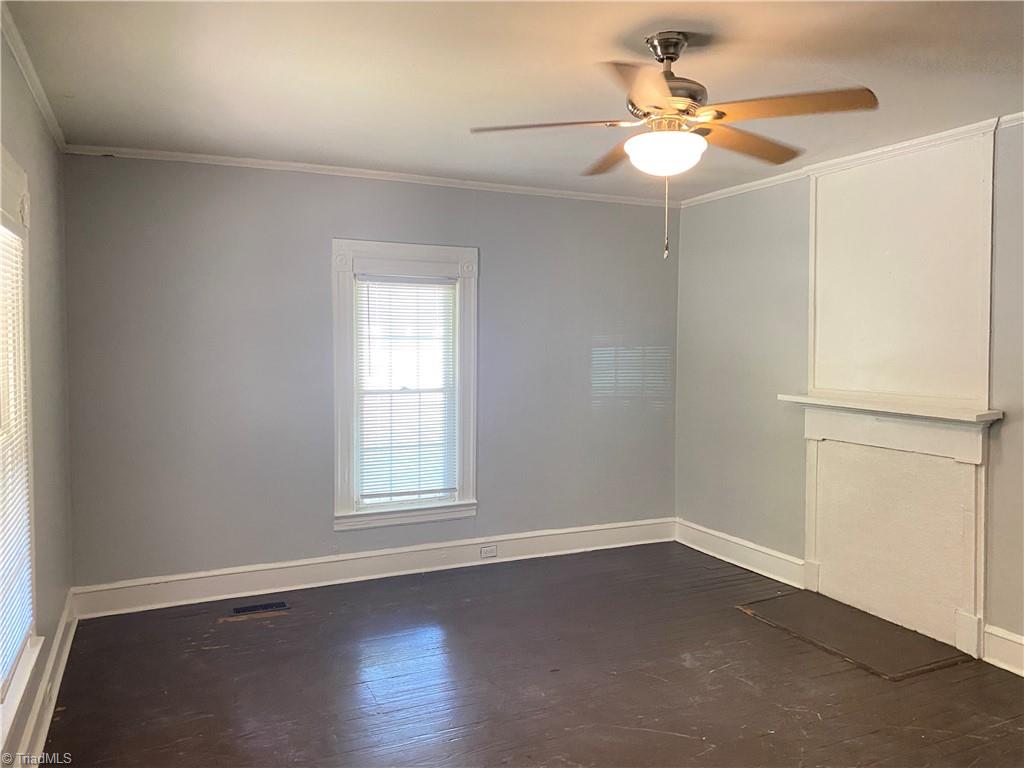 957 Harris Street Property Photo 3