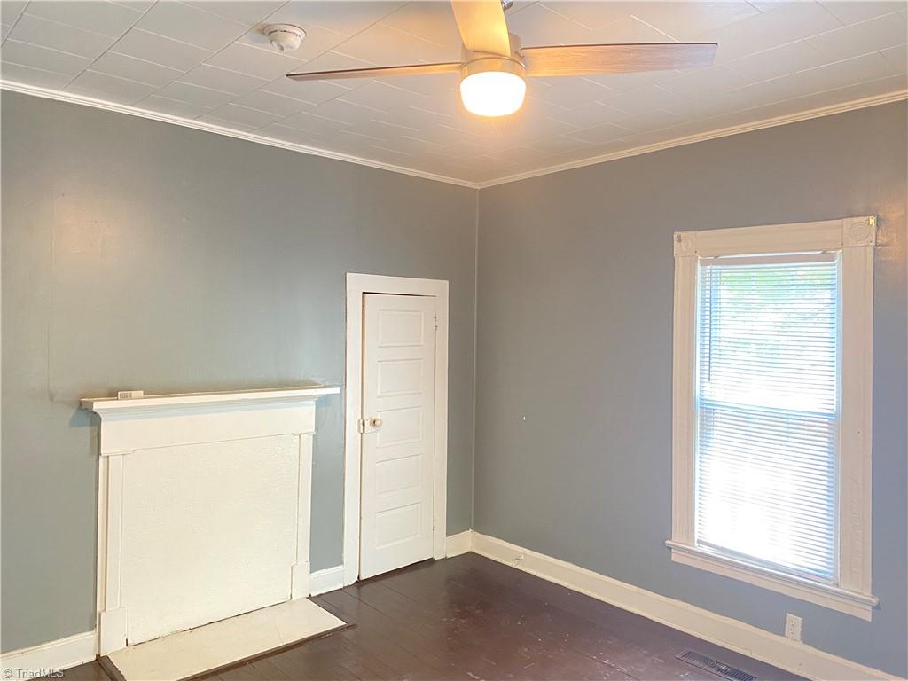 957 Harris Street Property Photo 11