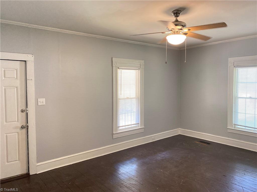 957 Harris Street Property Photo 15