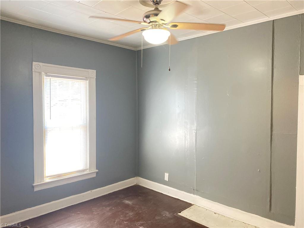 957 Harris Street Property Photo 16