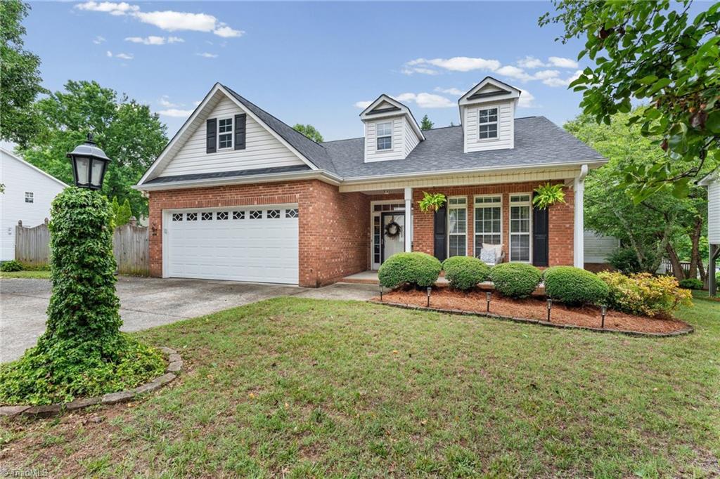 1900 Austin Place Lane