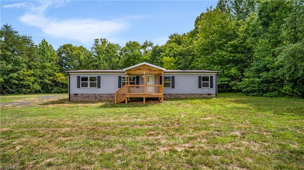 153 Mosley Loop Property Photo 3