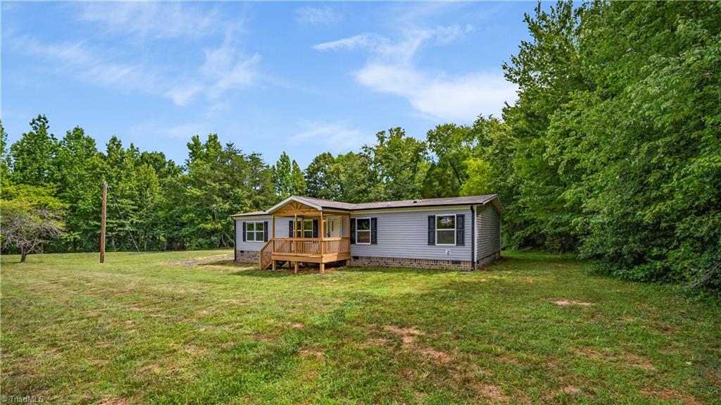 153 Mosley Loop Property Photo 4