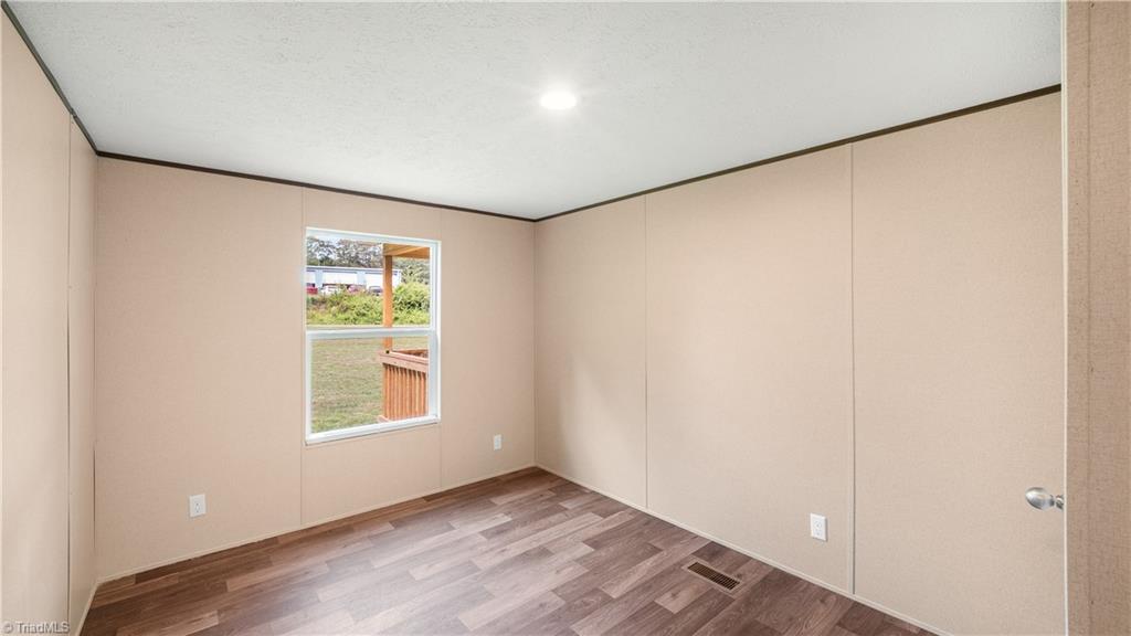 153 Mosley Loop Property Photo 38