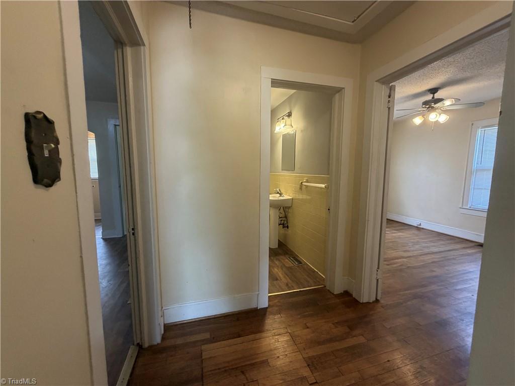 324 E Mcculloch Street Property Photo 6