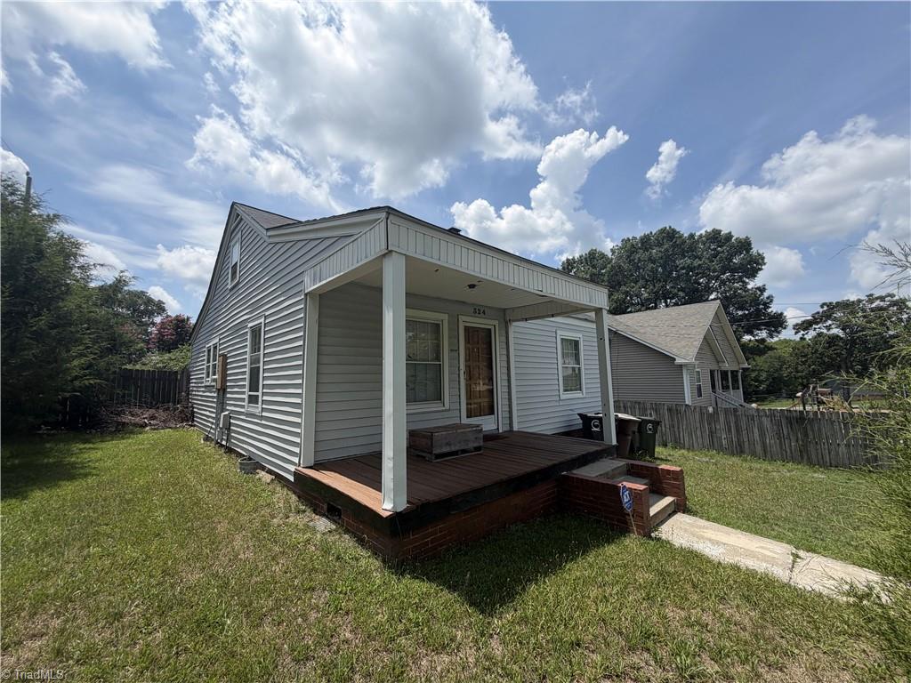 324 E Mcculloch Street Property Photo 17