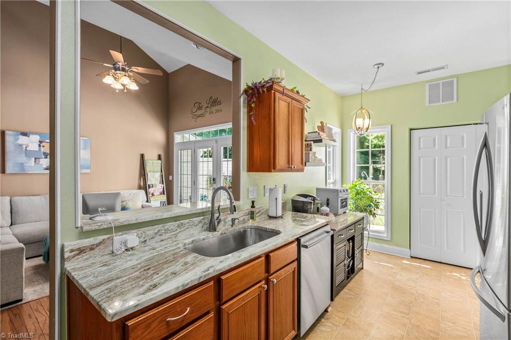 5780 Fox Ridge Lane Property Photo 13