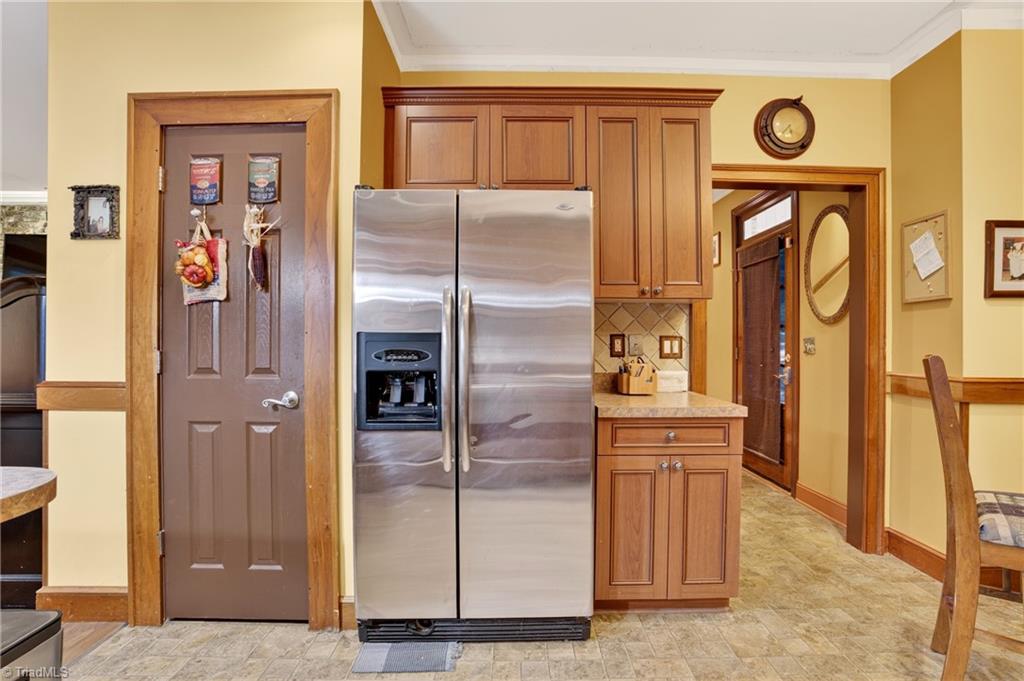 8 Nandina Drive Property Photo 7