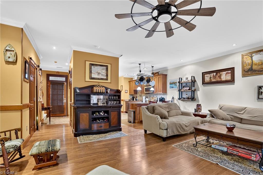 8 Nandina Drive Property Photo 8