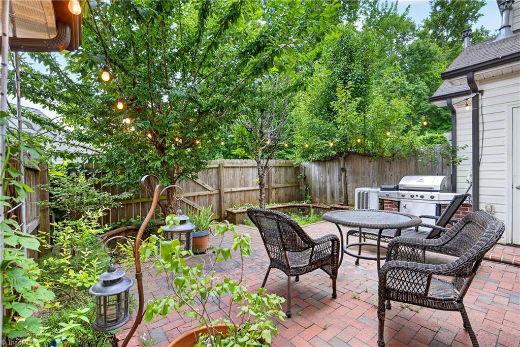 8 Nandina Drive Property Photo 23