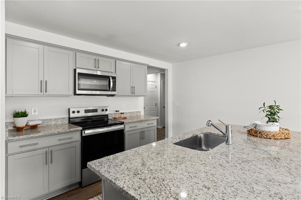 130 Preston Oaks Drive Property Photo 13