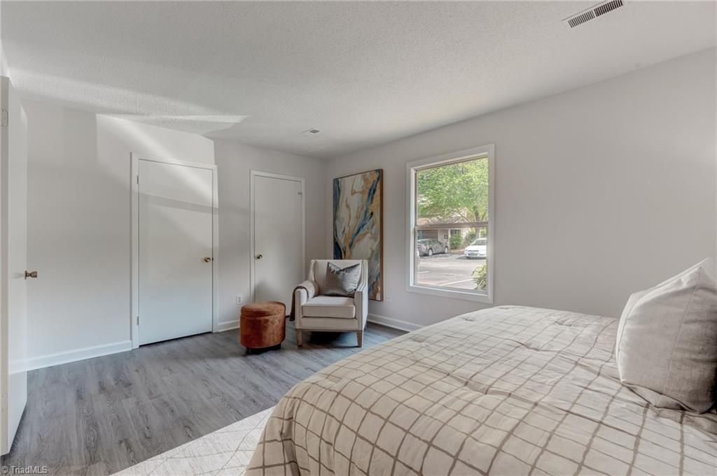 2627 Cottage Place Property Photo 10