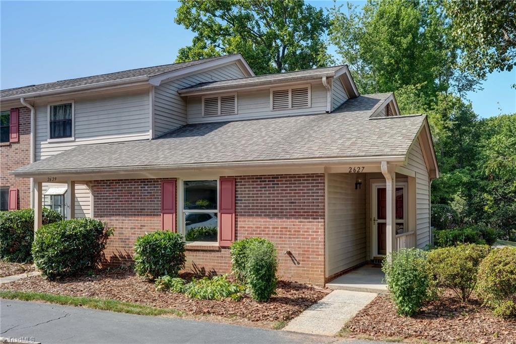 2627 Cottage Place Property Photo 18