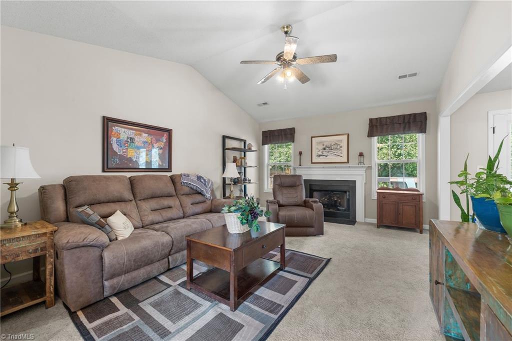 1006 Hastings Hill Road Property Photo 11