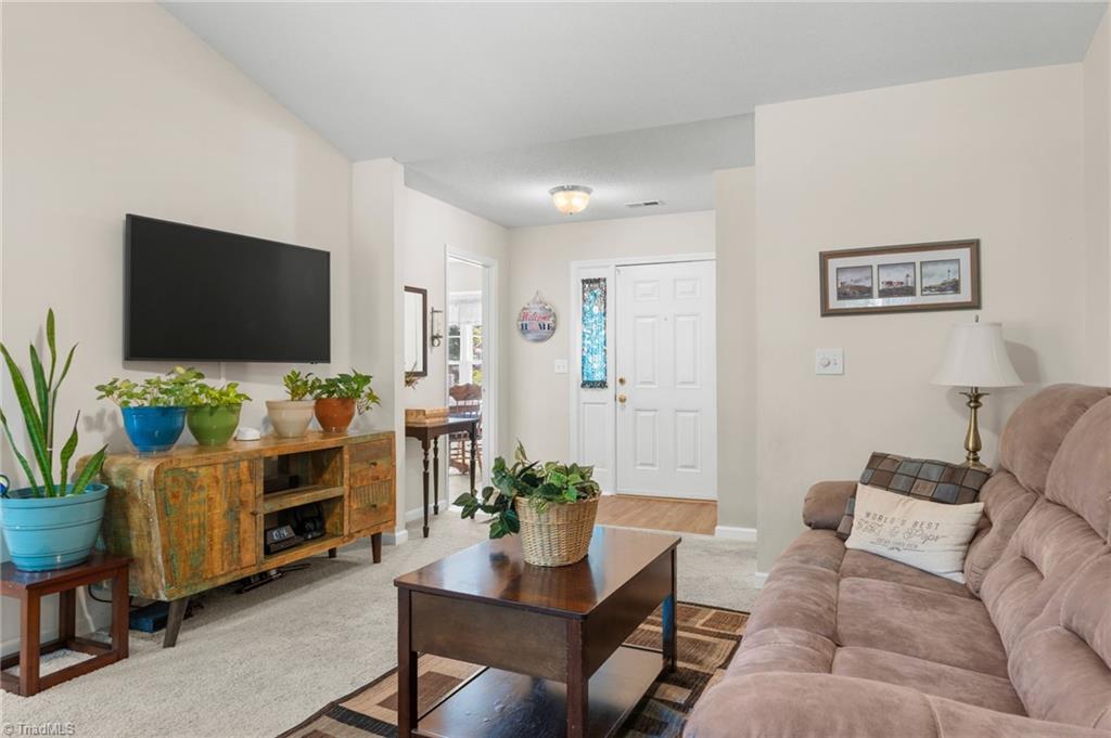 1006 Hastings Hill Road Property Photo 13