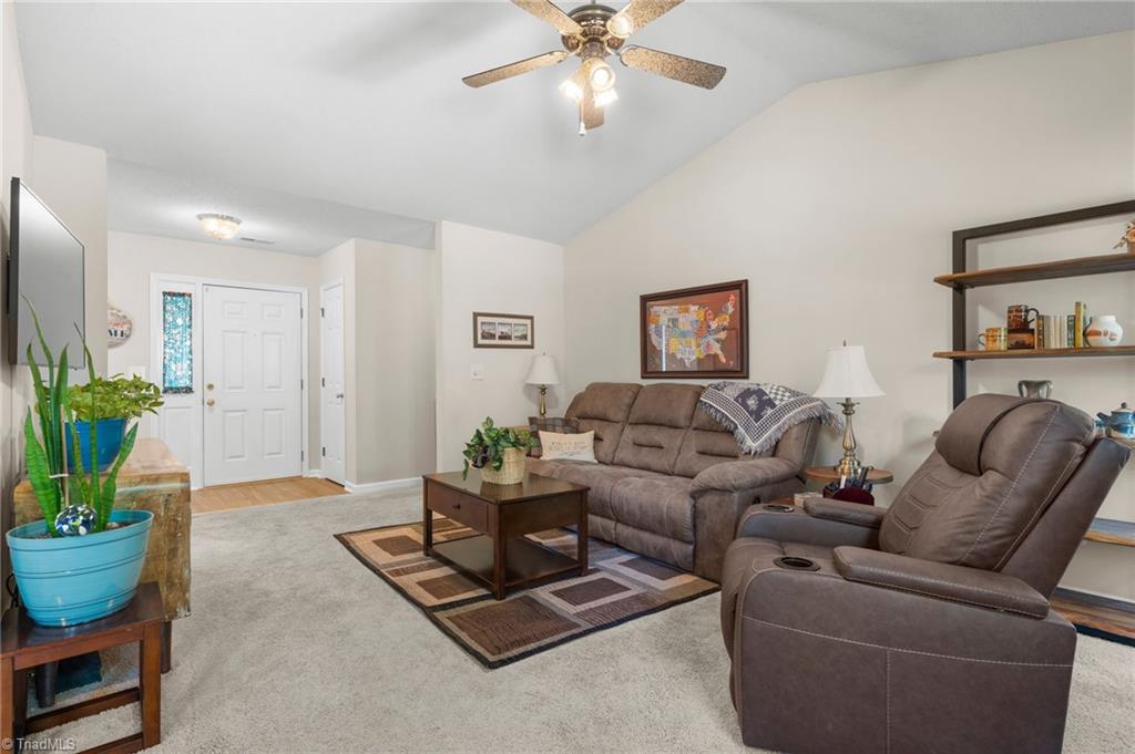 1006 Hastings Hill Road Property Photo 14