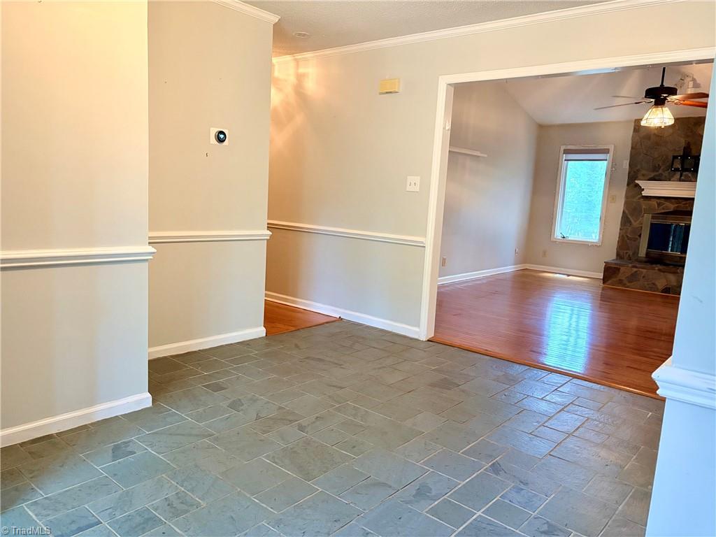 6907 Ridge Haven Road Property Photo 6