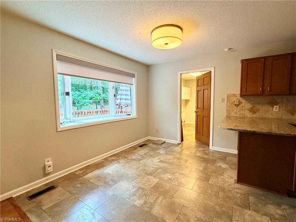 6907 Ridge Haven Road Property Photo 14