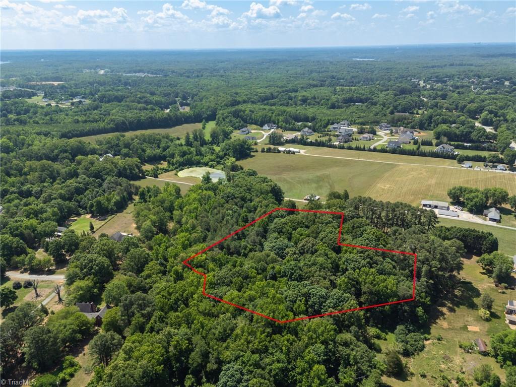 7701 Whipple Trail Property Photo 3