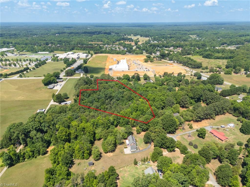 7701 Whipple Trail Property Photo 8