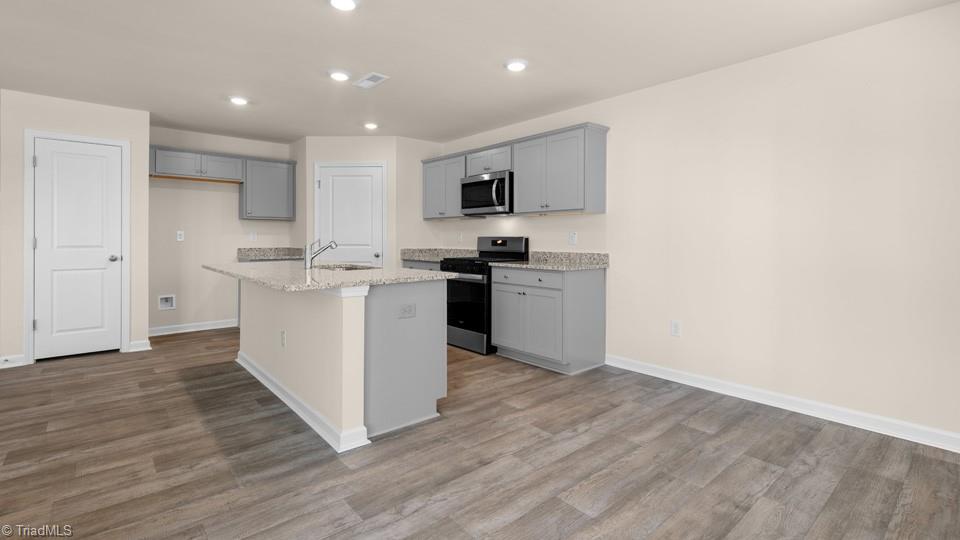 450 Mirage Drive Property Photo 8