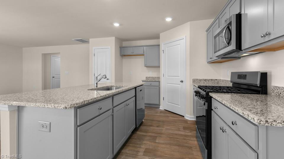 450 Mirage Drive Property Photo 23