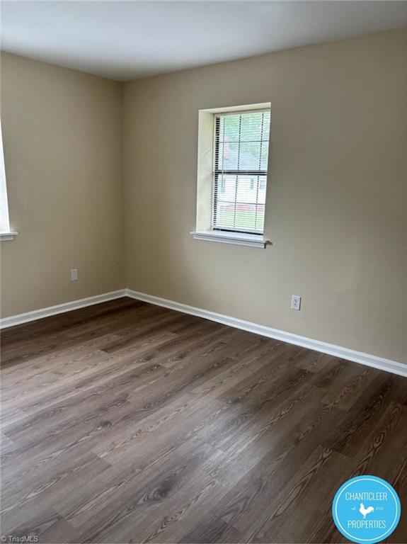 508 E Harden Street # G Property Photo 4