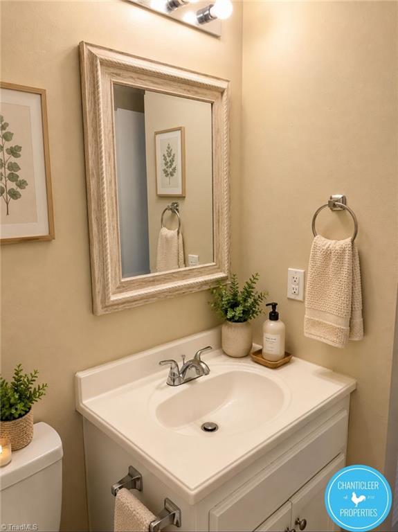 508 E Harden Street # G Property Photo 8