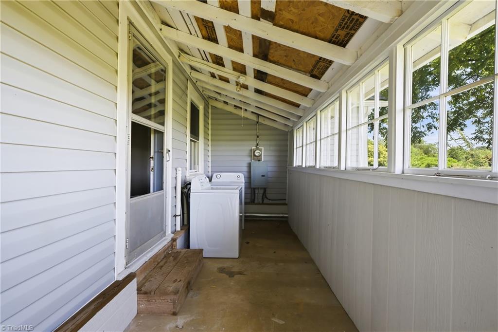 4956 Thom Road Property Photo 13