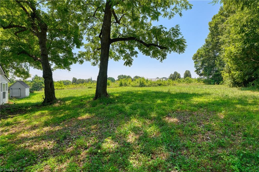 4956 Thom Road Property Photo 17