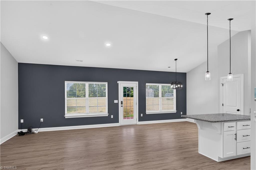 687 Deadmon Road Property Photo 16
